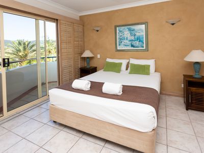 3 / 14 Golden Orchid Drive, Airlie Beach