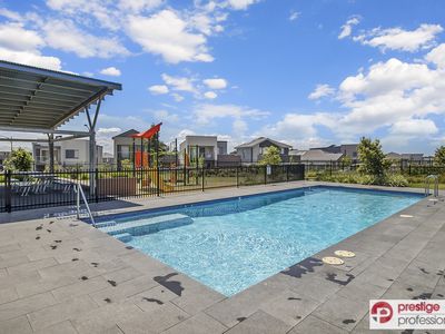 4 Bartholomew Circuit, Moorebank