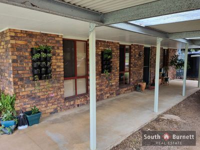 2 HUSTONS Road, Wondai
