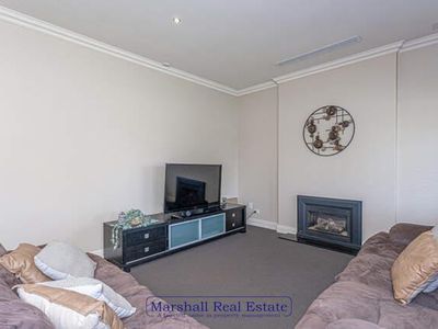 2 James Spiers Drive, Wanneroo