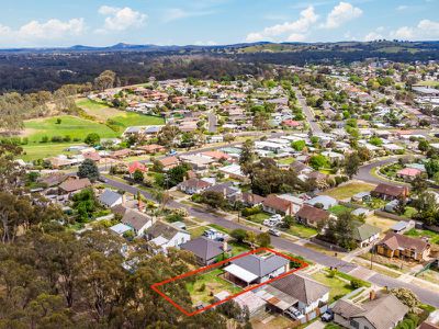 75 Chisholm Cres, Seymour