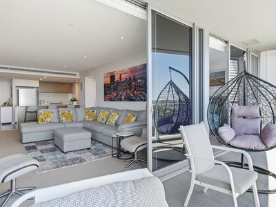 1806 / 96 Bow River Crescent, Burswood