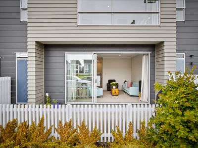 11 Rangihina Road, Hobsonville