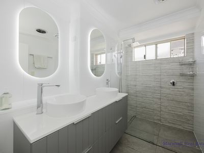 28 Newgain Cres, Carramar