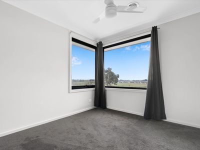 24 Quill Circuit, Kalkallo