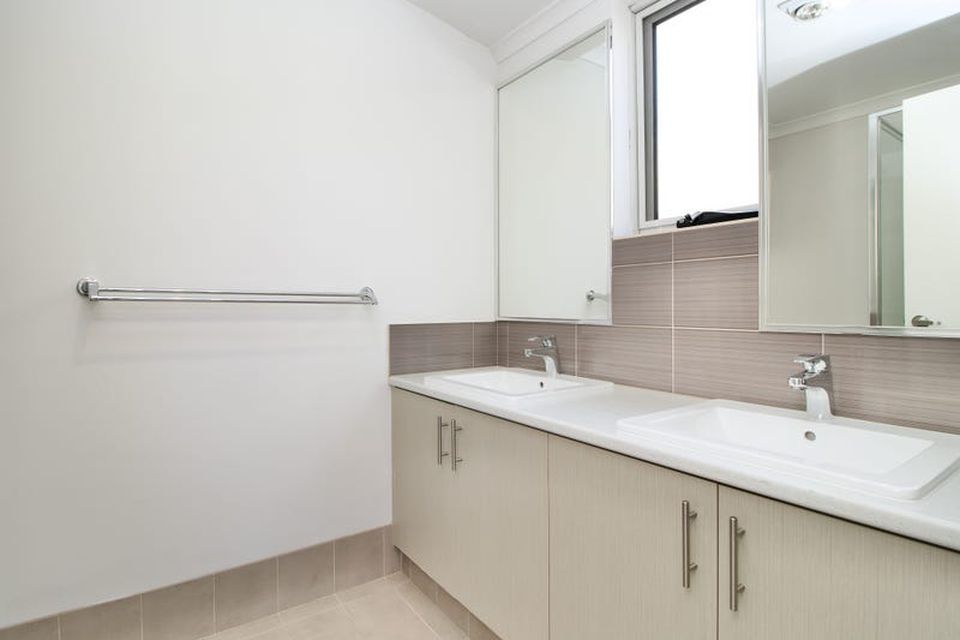 8 Saxon Lane, Baldivis
