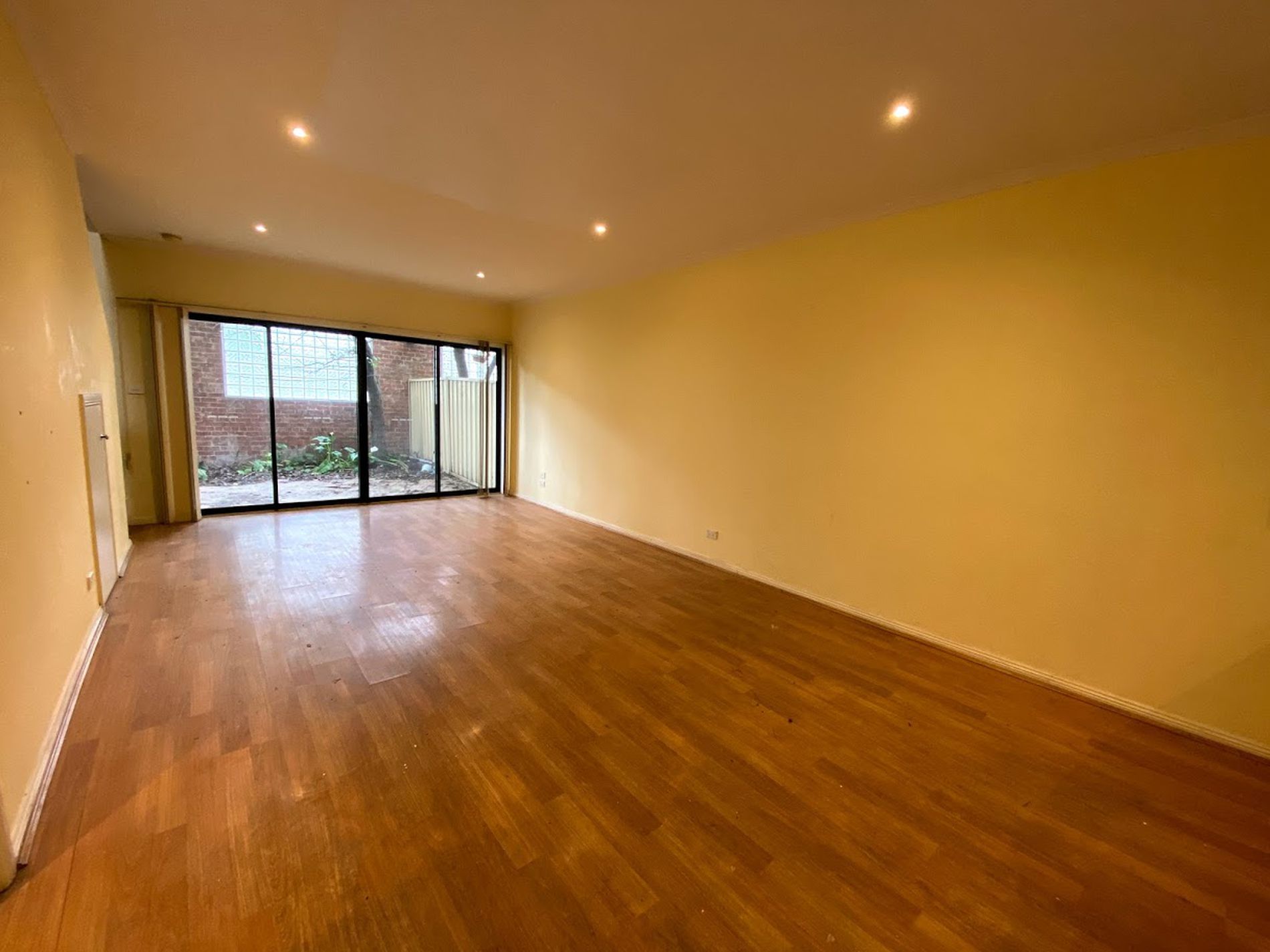 6 / 113-115 Ballarat Road, Footscray