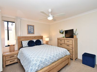 5 / 6 Braewood Court, Nollamara