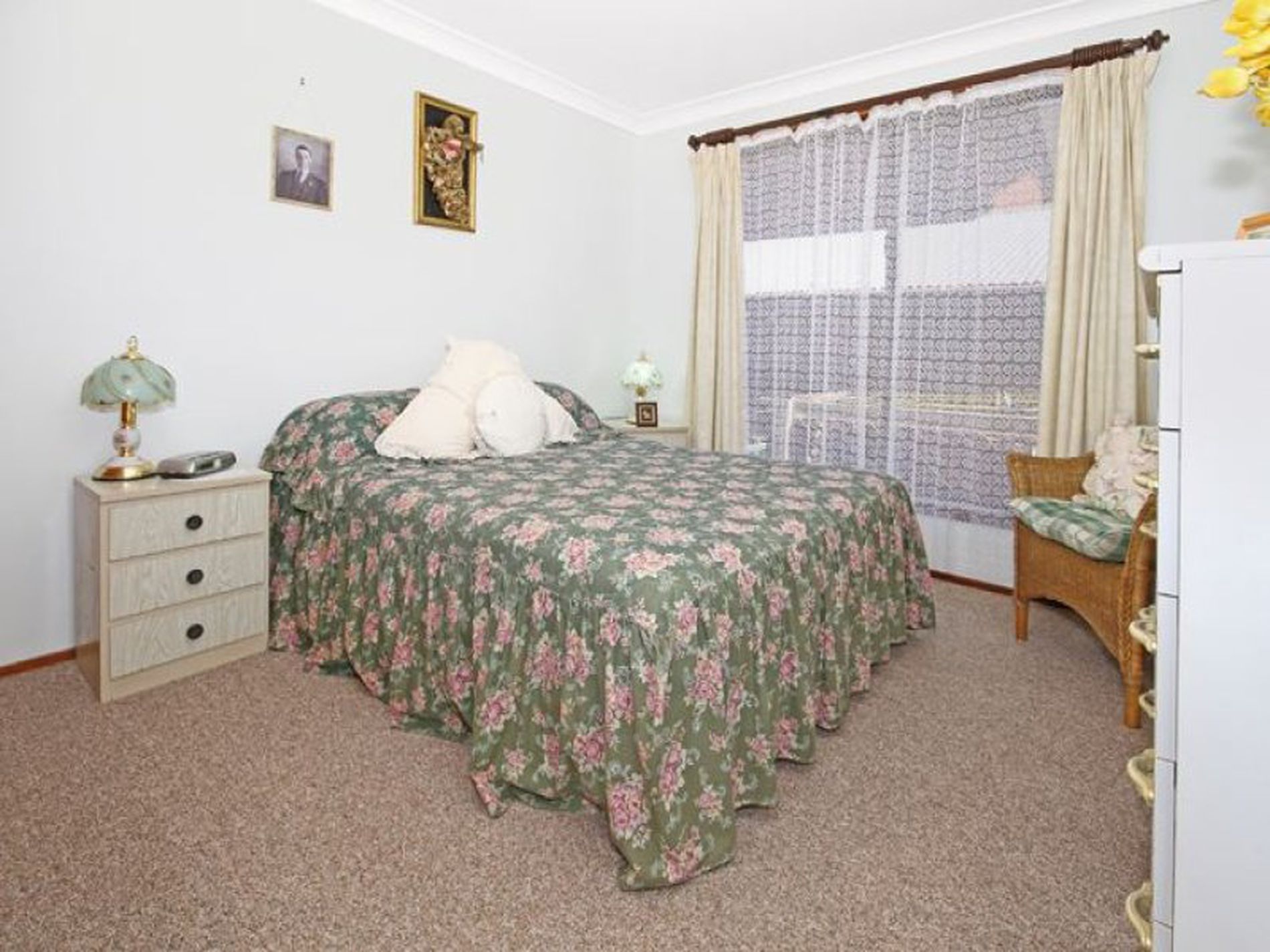 44 Kings Point Drive, Kings Point