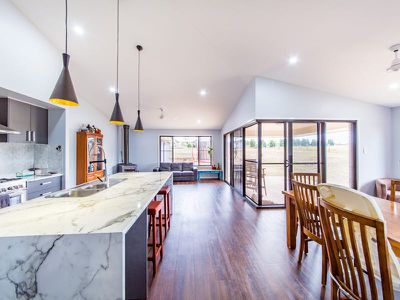 135-137 Premier Drive, Kingaroy