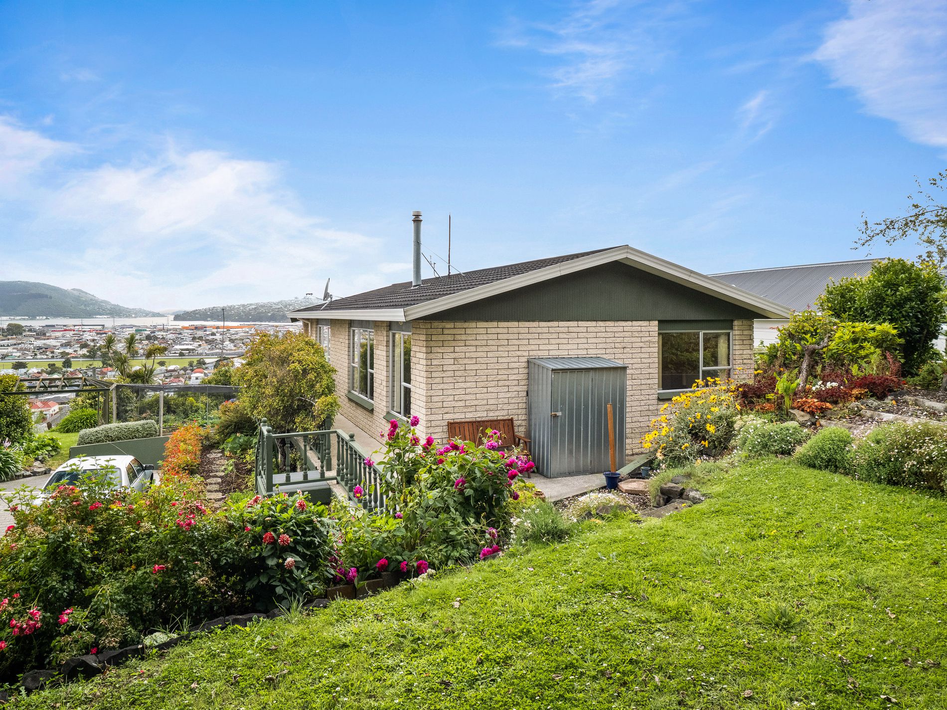 62 Easther Crescent, Kew