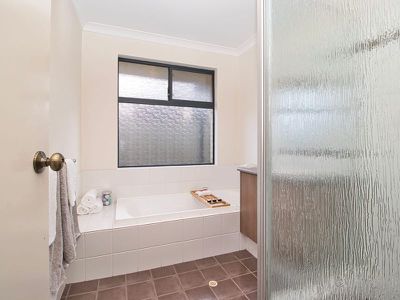 11 Tenterden Way , Baldivis