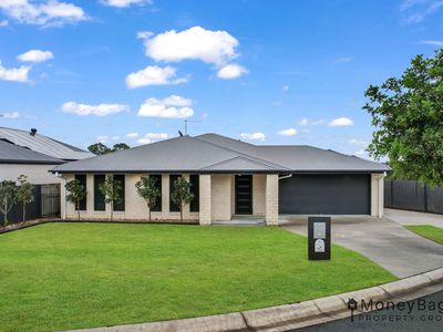 8 Ferry Place, Logan Village
