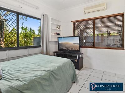 28 Maple Street, Holloways Beach