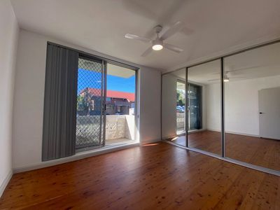 1 / 58 Keira Street, Wollongong
