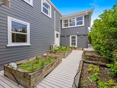 631 Beach Road, Rothesay Bay