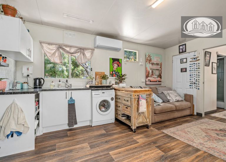 13 Benbows Road, Portland