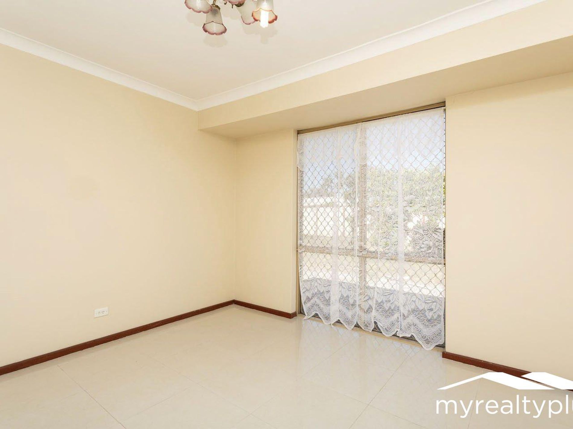 2 Casuarina Way, Morley