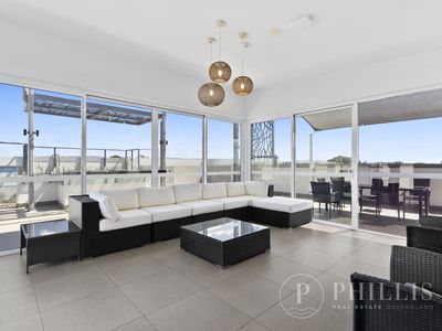405 / 26 Gray Street, Southport