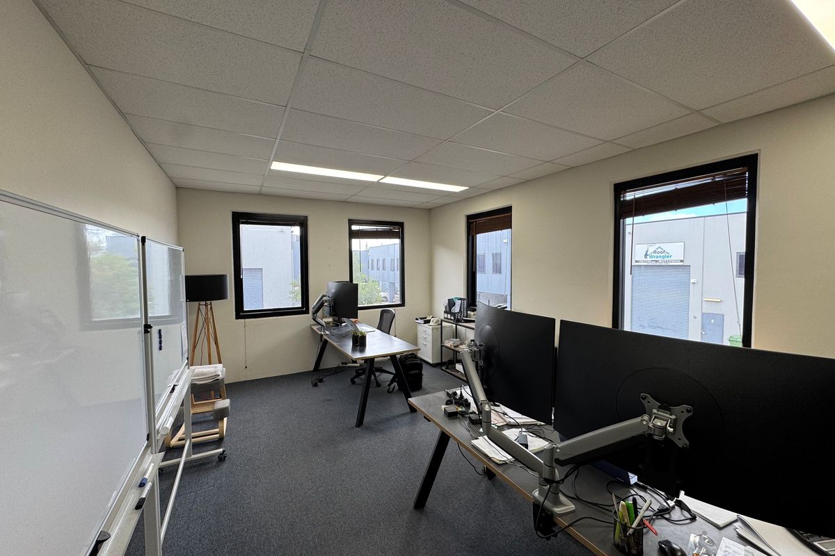 Unit 12 / 7-9 Production Road, Taren Point