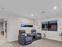 6 Platypus Circuit, Rochedale