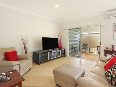 32 / 2 Grand Parade, Parrearra