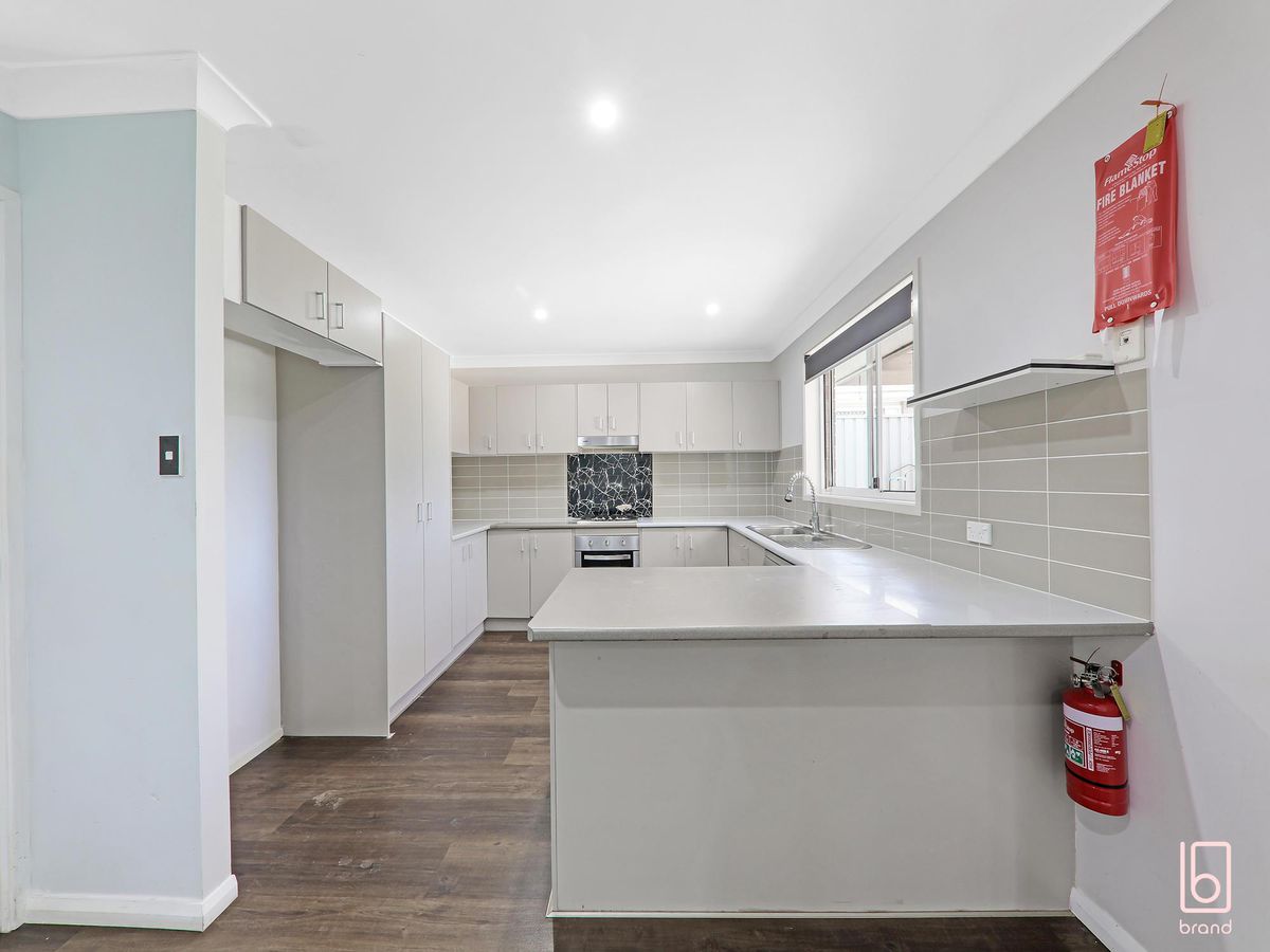 79 Georgia Drive, Hamlyn Terrace