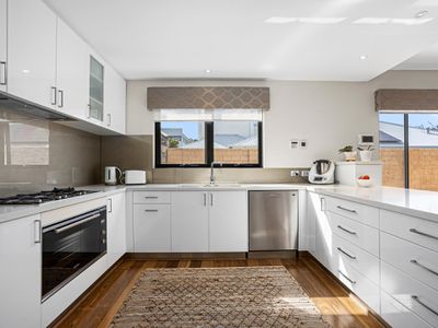 10A Reynold Road, Applecross