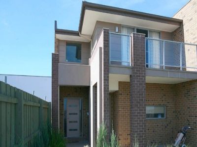 12 Karri Drive, Cranbourne