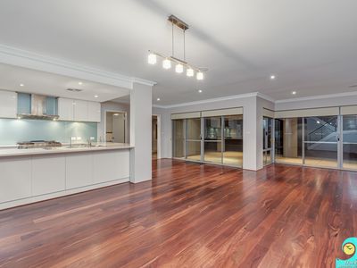 16 Teraglin Vista, Yanchep