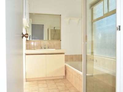 1 / 24 Ramsdale Street, Doubleview