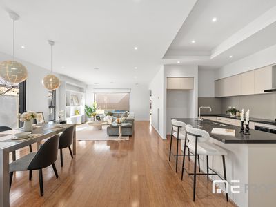 10 Erindale Street, Cranbourne West