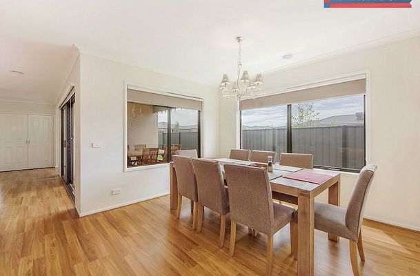88 Moor Park Drive, Craigieburn