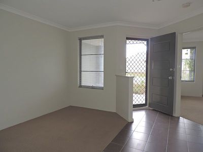 22 Geographe Bay Pass, Secret Harbour