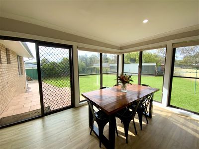 44 Show Street, Forbes