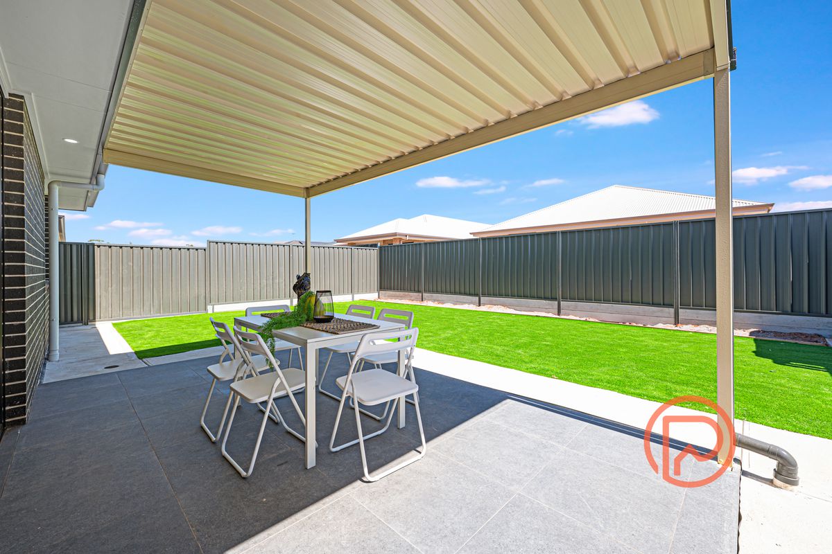 20 Lobelia Avenue, Andrews Farm