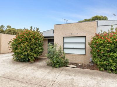 3 / 25 Deutgam Street, Werribee