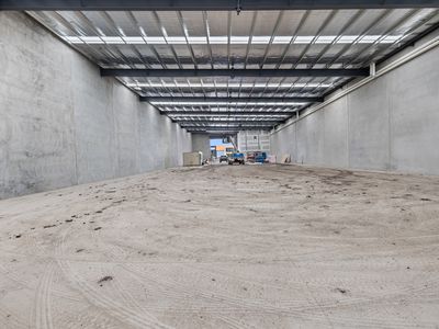 1&2 / 12 Leader Street, Truganina