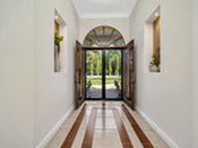 61 Fretwell Road, White Rock