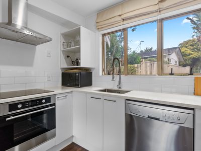 8a Aplin Place, Birkdale