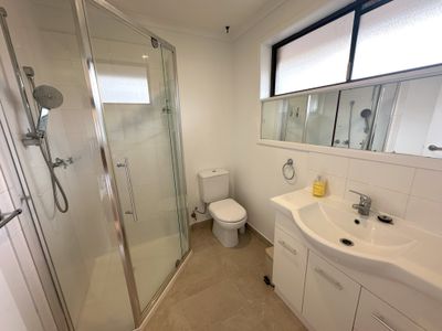 1 / 108 Hickford Parade, Warrnambool
