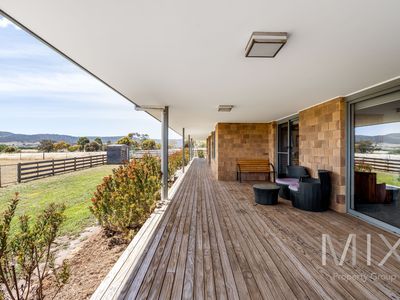 99 Bakers Road, Penna