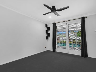 7 Dame Patti Ave, Mermaid Waters