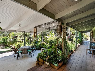 32 L L Road, Officer