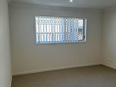 25 Oxbow Crescent, Lawnton