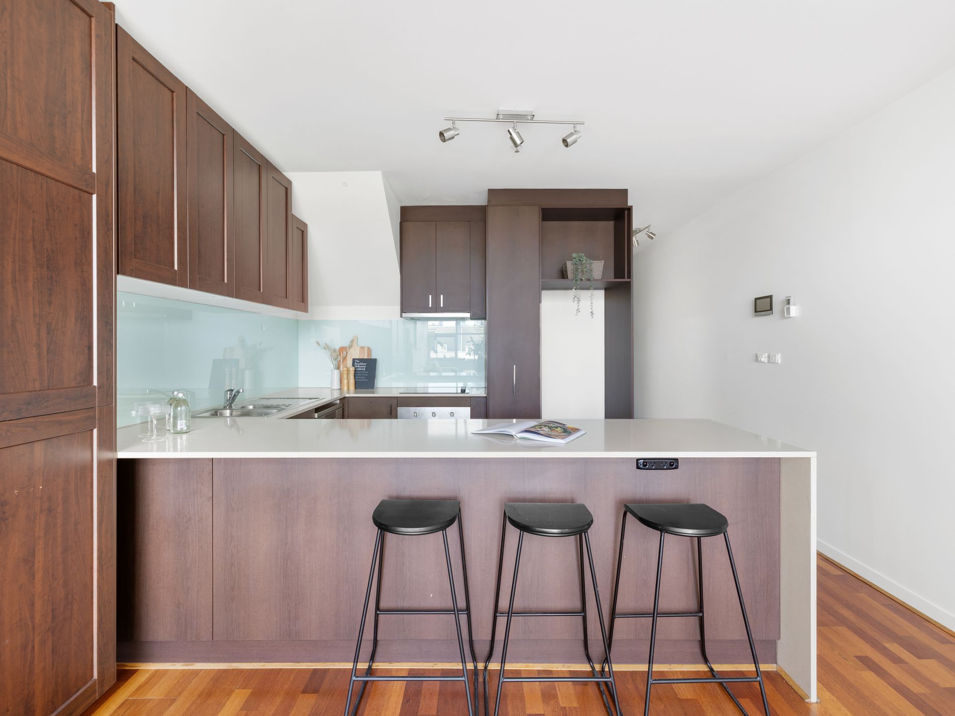 8 / 5 Saltriver Place, Footscray