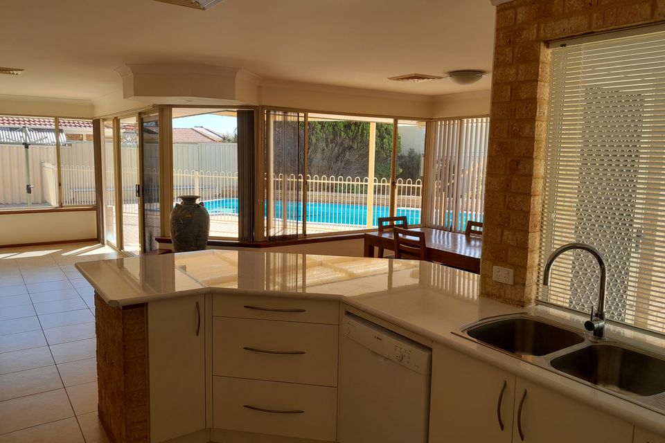 14 KEEL COVE, Waikiki