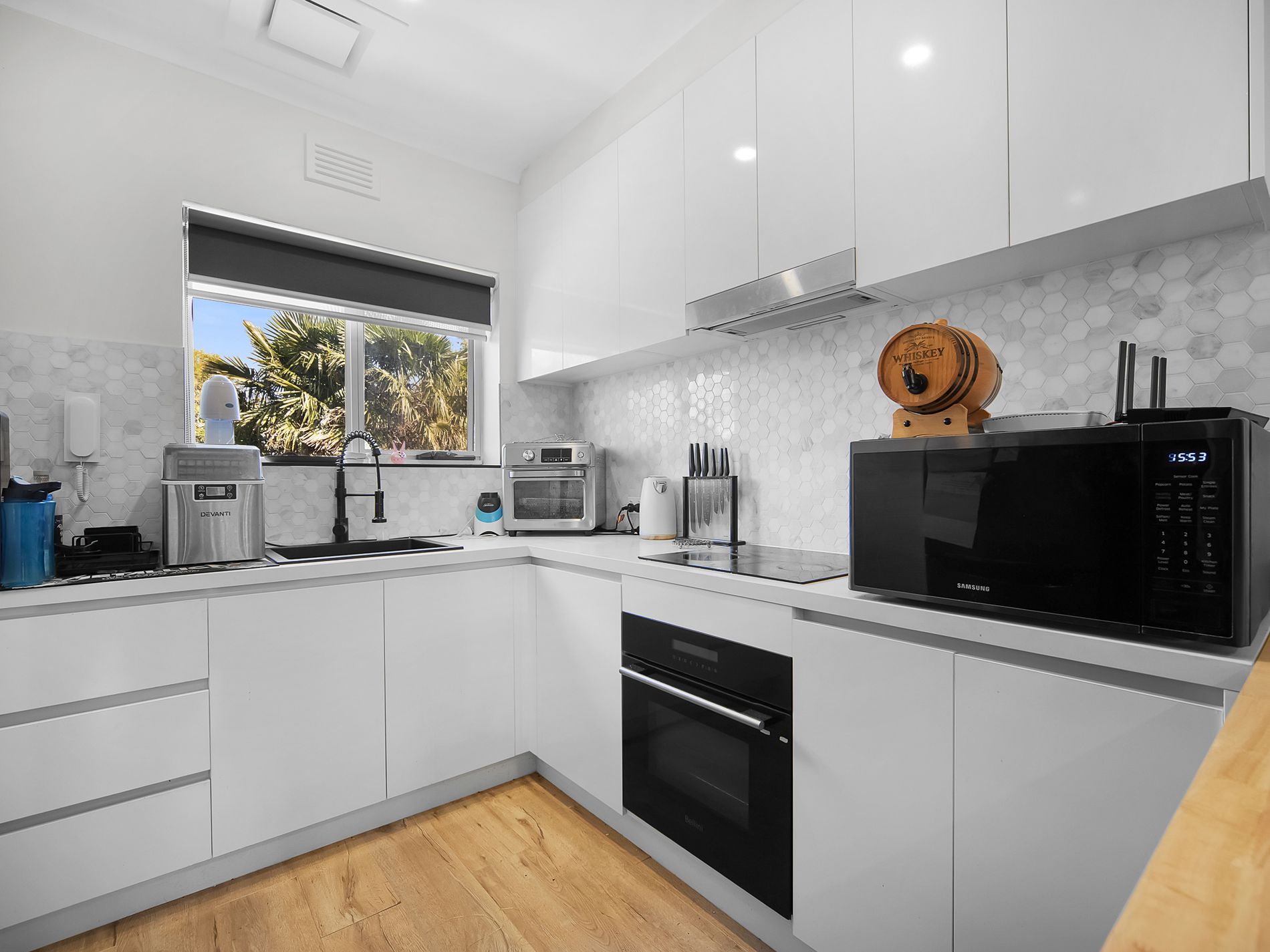 8 / 1A Gilbertson Street, Essendon