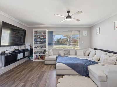 94 Morley Drive East, Morley