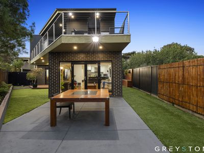 5 / 5-6 Chelsworth Place, Caroline Springs